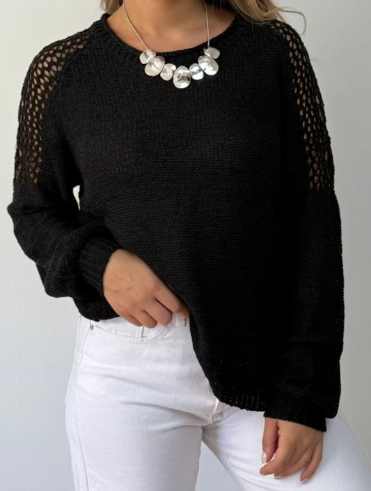 Sweater calado hombros
